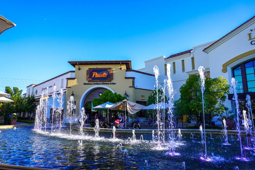Concord outdoor shopping center with fountain and restaurants on a sunny day — personal injury attorney John J. Roach serves accident victims throughout Concord and Contra Costa County