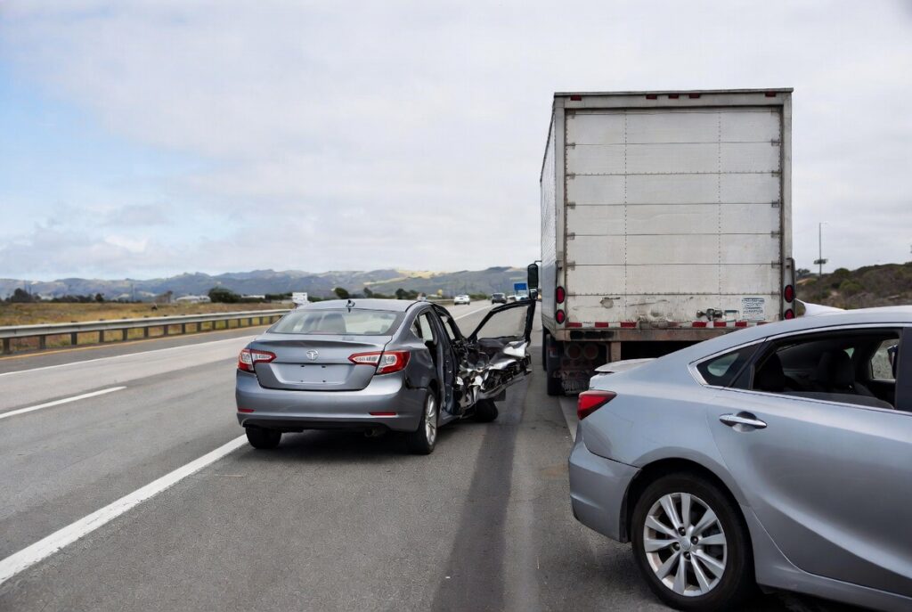 Multi-vehicle crash with commercial truck involvement on Interstate 280 highway